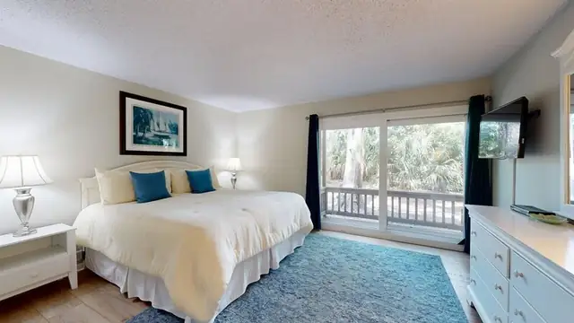 Bedroom at Water Oak 30